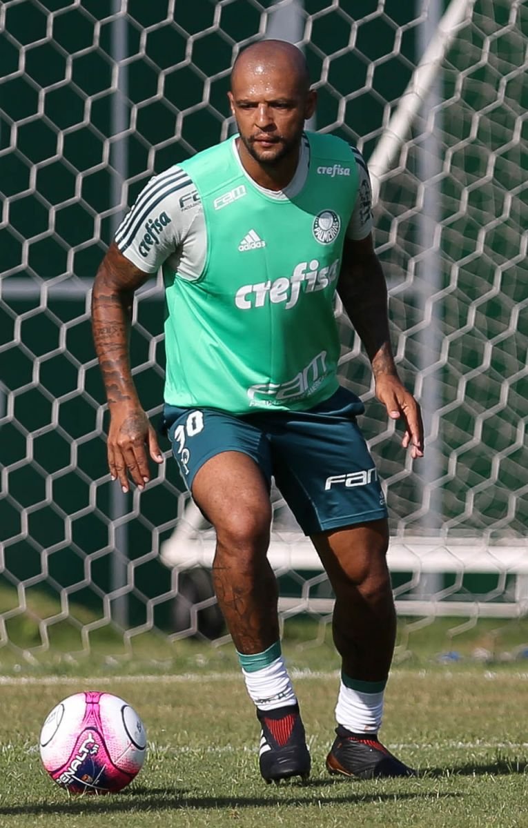 Palmeiras encerra sexta-feira com trabalhos na academia e no campo