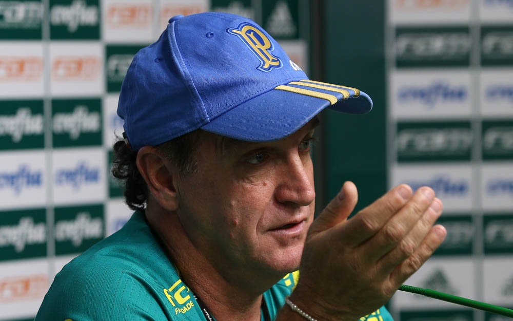 Em busca do título, Cuca pede tranquilidade e arena lotada: ‘Diferencial enorme’