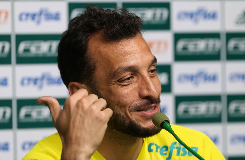 Edu Dracena mira Grêmio e brinca sobre possível time misto: ‘Turma do apoio’
