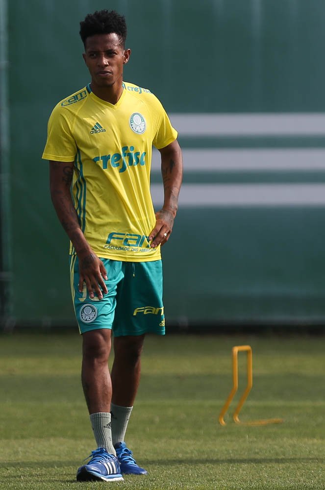 Verdão se reapresenta e faz treino técnico visando Vitória