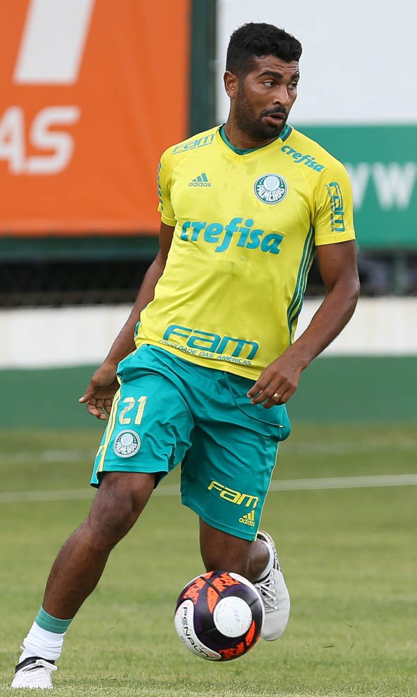 Eduardo Baptista comanda primeira atividade tática no Verdão