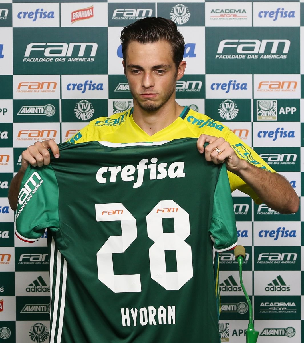 Cesar Greco/Ag.Palmeiras/Divulgação_Hyoran herdou a camisa 28 vestida por Moisés na última temporada