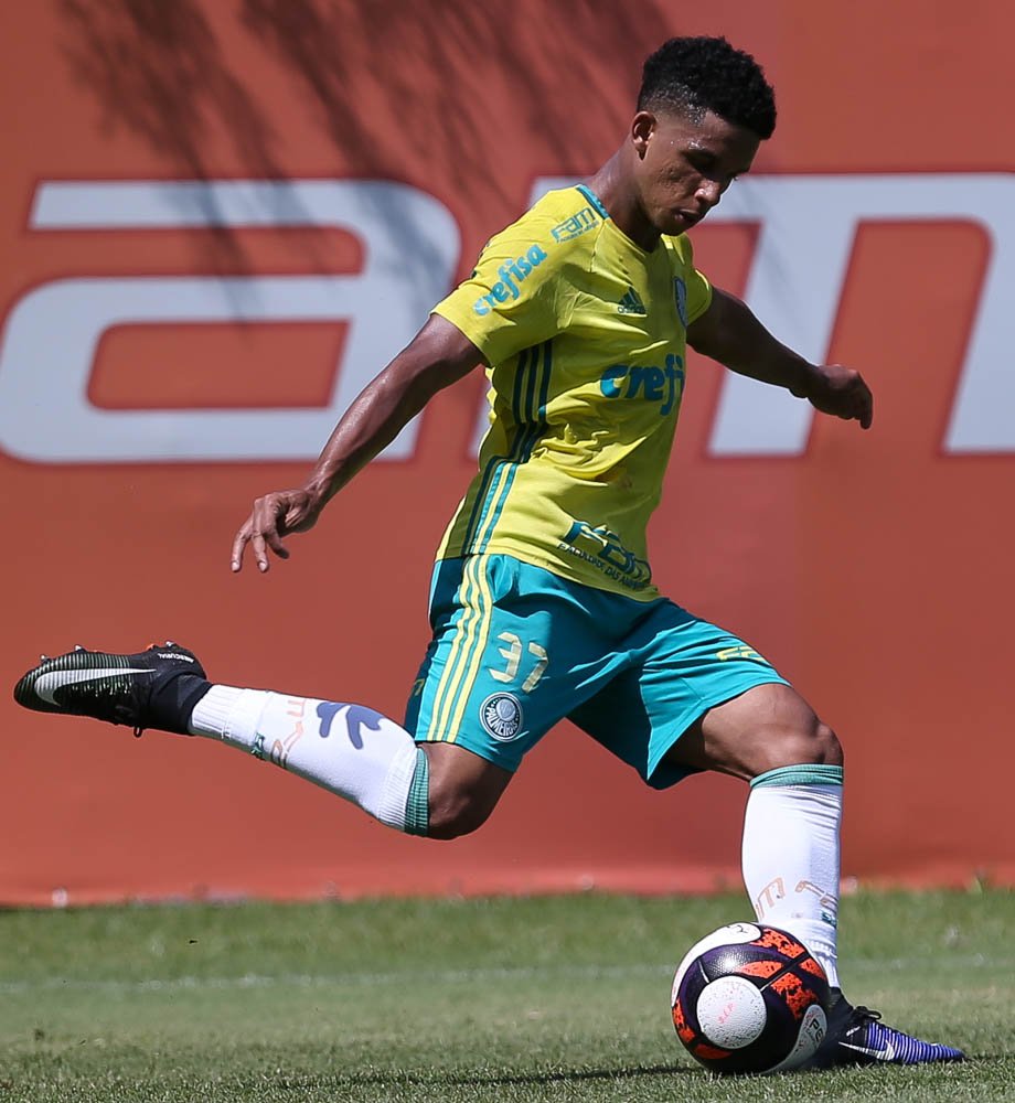 Com Guerra, Eduardo Baptista relaciona 22 jogadores para duelo com Ituano