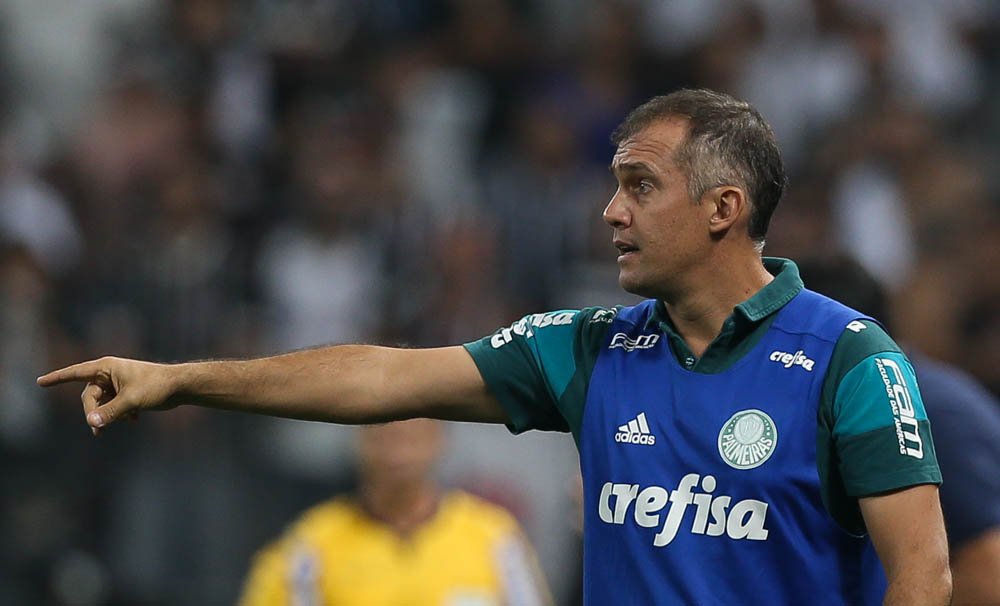 Eduardo Baptista avalia Palmeiras após derrota diante do Corinthians em Itaquera