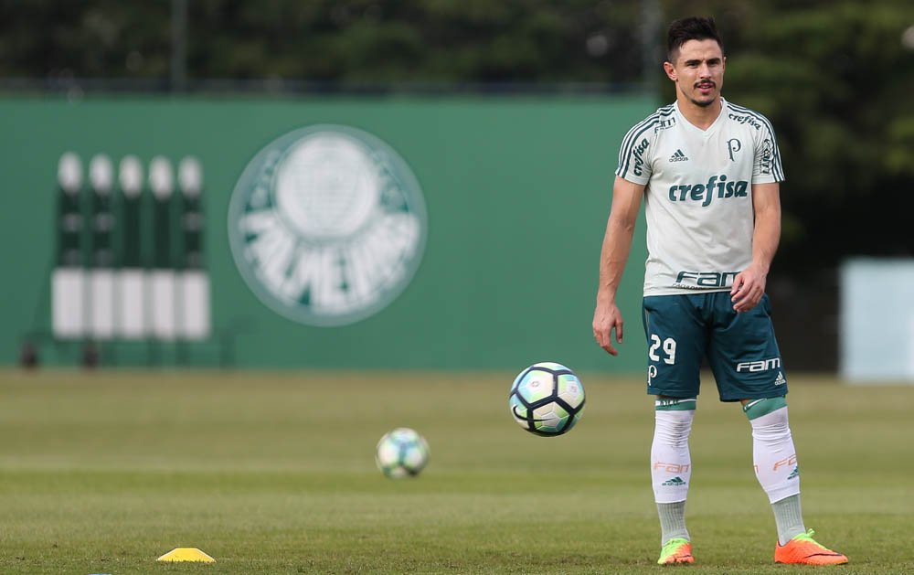 Palmeiras: Cuca comanda treino tático antes de clássico contra Santos Palmeiras: Cuca comanda treino tático antes de clássico contra Santos