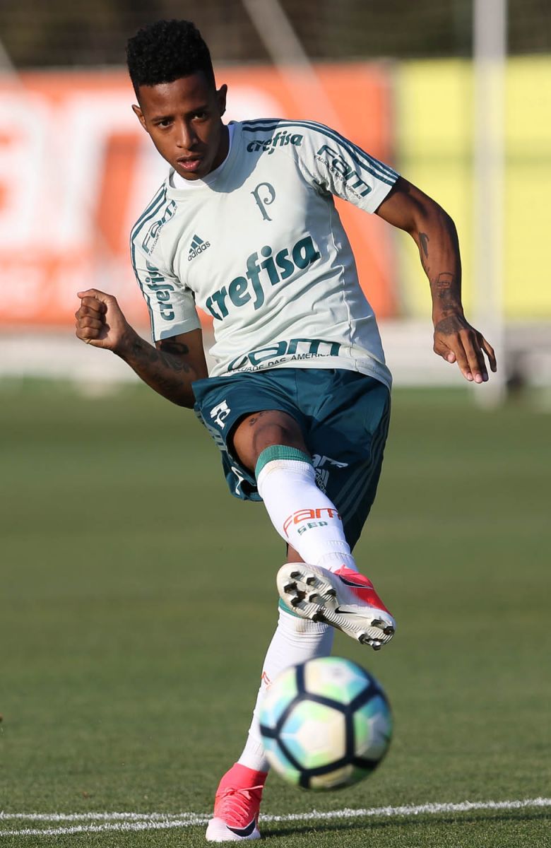 Palmeiras faz treino tático e encerra preparação para enfrentar Ponte Preta