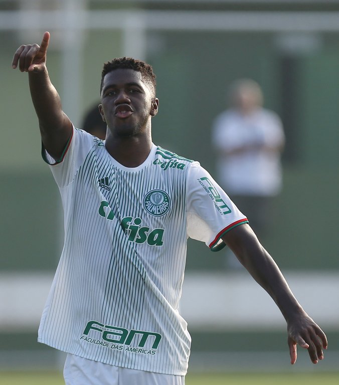 Verdão derrota Portuguesa e mira oitavas de final do Paulistão Sub-20