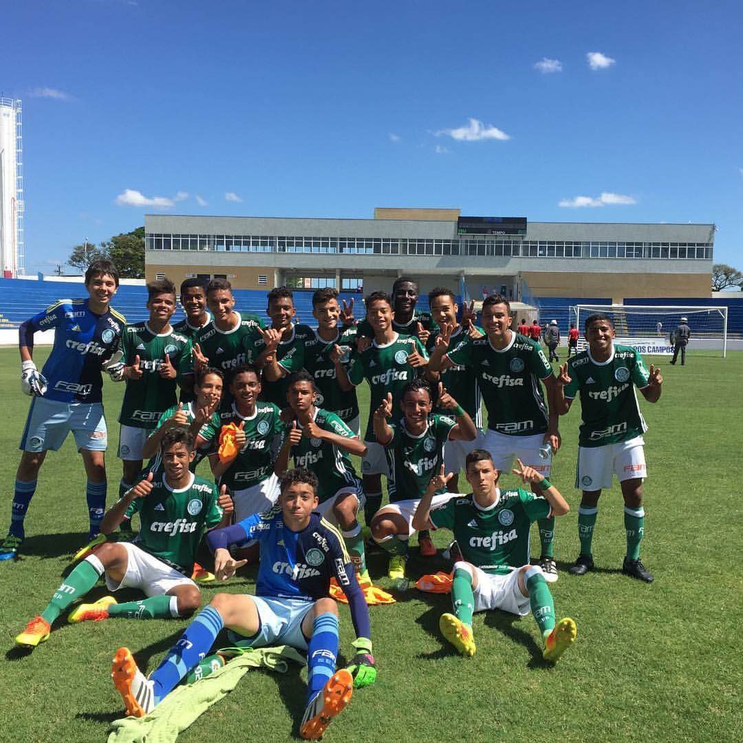 Sub-15 do Palmeiras goleia Corinthians por 4 a 1 e está na semifinal do Paulista