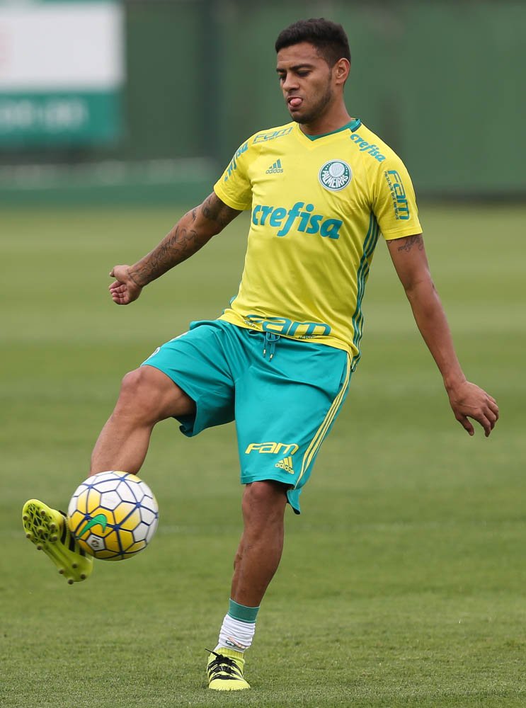 Elenco realiza treino técnico e aprimora fundamentos na Academia
