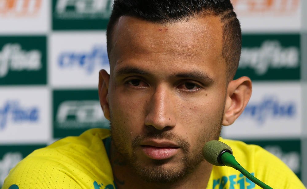 Leandro admite ‘alívio’ após gol marcado e elogia grupo do Palmeiras: ‘Família’