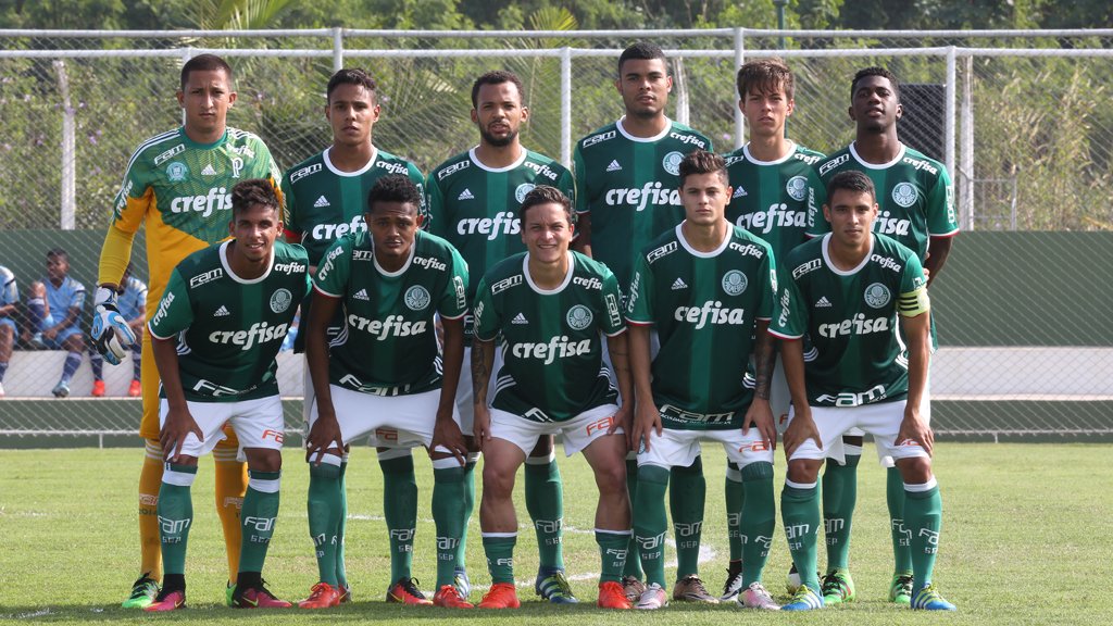 Palmeiras vence o Nacional fora de casa e cola na liderança do Paulista Sub-20