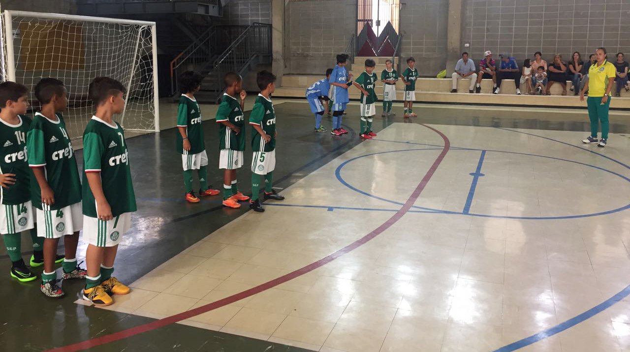 Treinadora palmeirense ministra curso sobre metodologias no futsal de base