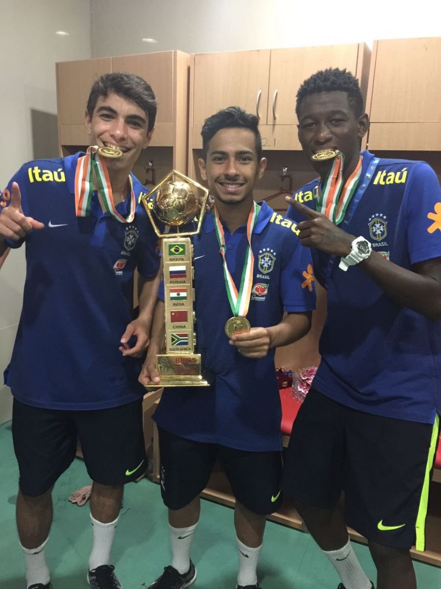 Vitão, Alan e Lucas Rosa são pré-convocados ao Sul-Americano Sub-17 pela Seleção Brasileira