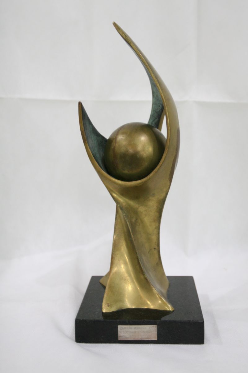 Divulgação _ Taça da Copa Mercosul de 1998