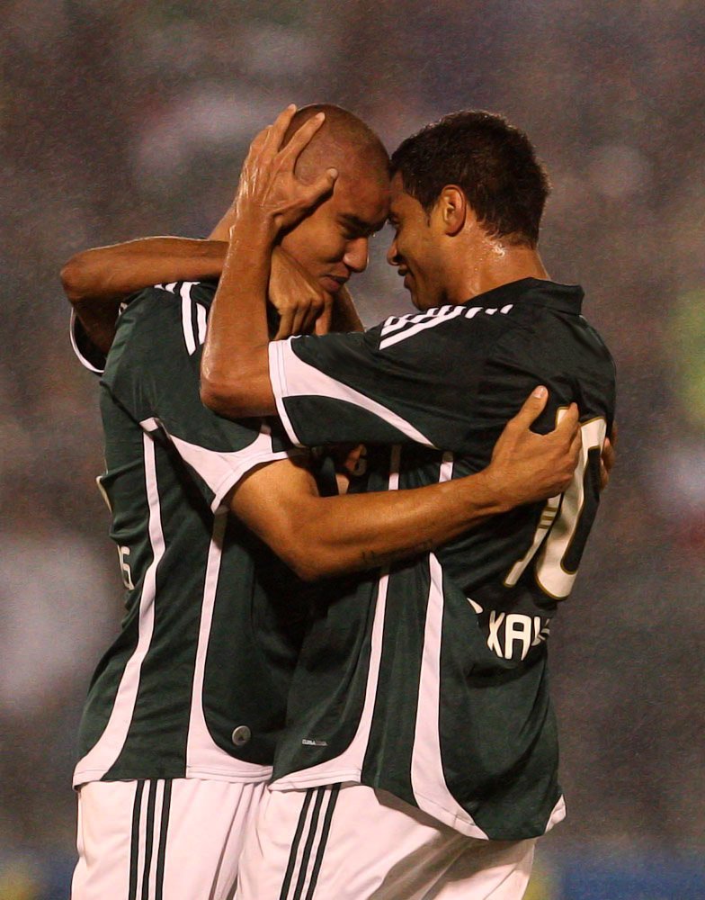 Cesar Greco/Ag. Palmeiras/Divulgação _ Maurício Ramos e Cleiton Xavier comandaram a goleada alviverde no 2º tempo