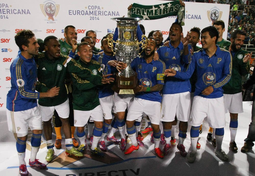 Cesar Greco/Ag. Palmeiras/Divulgação _ Jogadores do Verdão festejam a conquista do Troféu Julinho Botelho