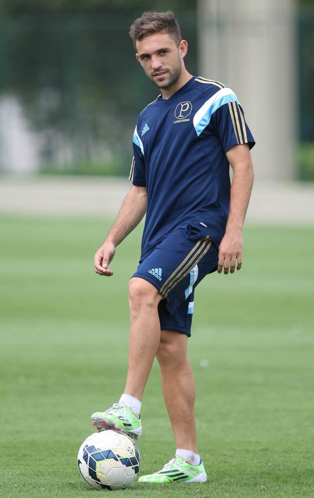 Cesar Greco/Ag. Palmeiras/Divulgação _ Allione começou a atividade desta sexta (07) entre os titulares