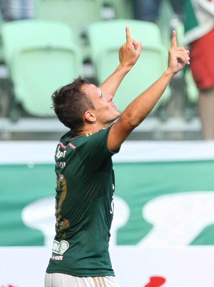 Cesar Greco/Ag.Palmeiras/Divulgação _ Com um gol anotado com a camisa alviverde, Lucas afirmou que o trabalho será duro para a temporada 2015