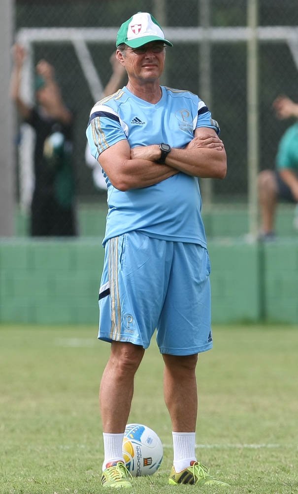 Cesar Greco/Ag.Palmeiras/Divulgação _ Com o mesmo time que iniciou o amistoso do último domingo, Oswaldo de Oliveira comandou o treinou desta quarta-feira (21)