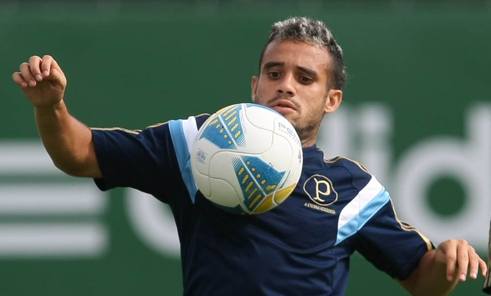 Cesar Grecco/Ag. Palmeiras/Divulgação _ Maikon Leite durante atividade desta quinta-feira (29)
