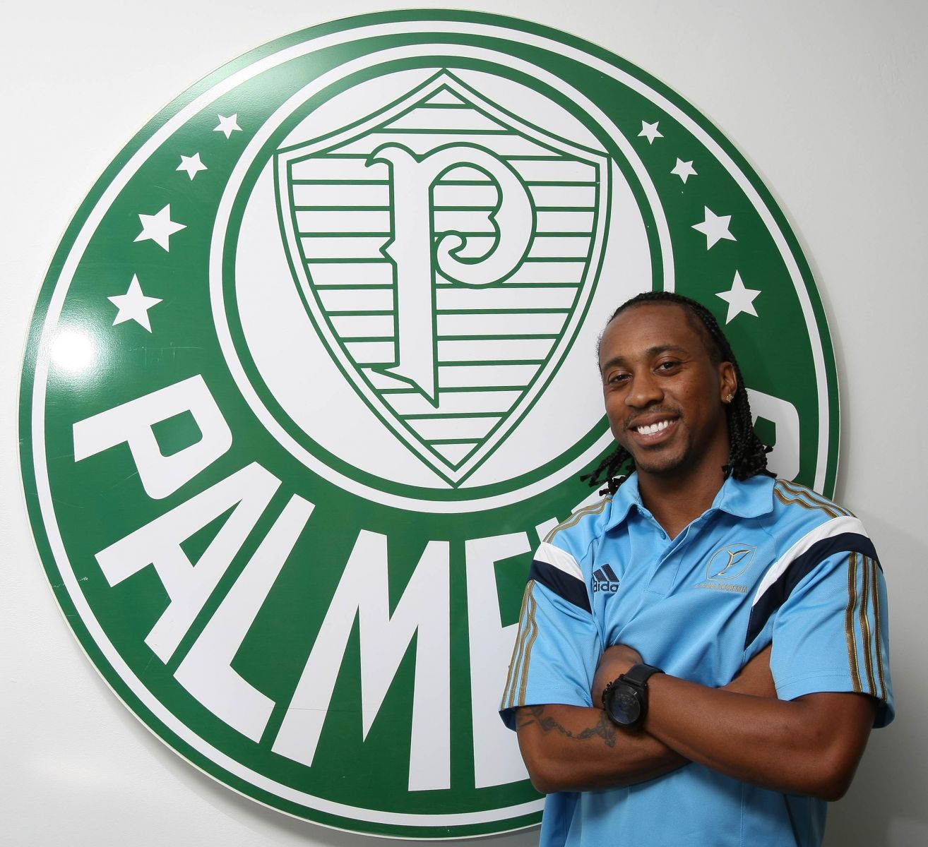 Cesar Greco/Ag. Palmeiras/Divulgação _ O novo volante do Verdão assinou contrato por quatro temporadas