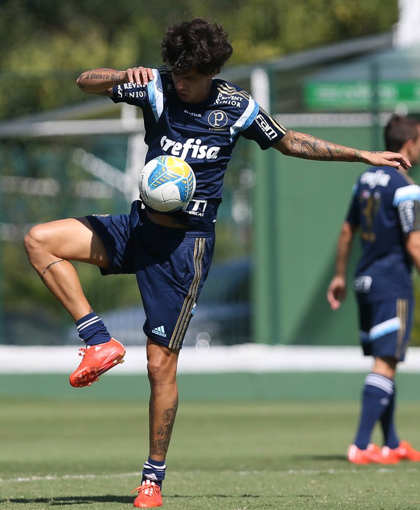 Cesar Greco/Ag.Palmeiras/Divulgação _ Victor Ramos esta feliz com a oportunidade de ser titular novamente