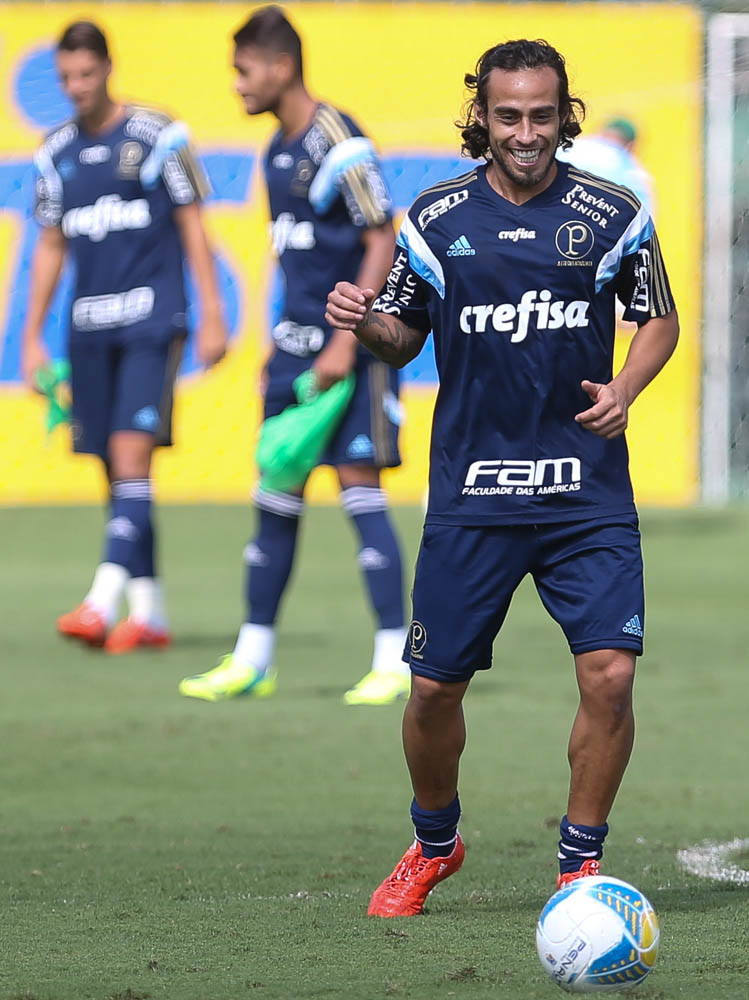 Cesar Greco/Ag. Palmeiras/Divulgação _ O Verdão faz o último treino antes do clássico amanhã (18), às 9h
