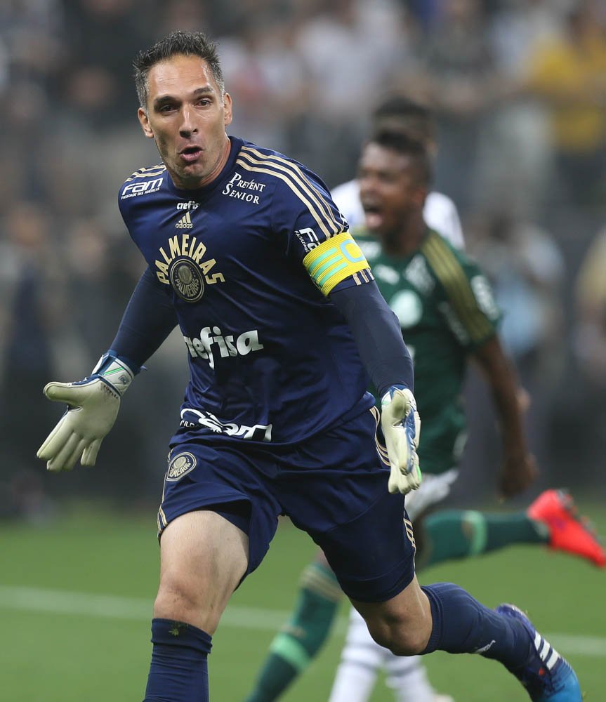 Cesar Greco/Ag.Palmeiras/Divulgação _ Além de fazer ótimas defesas durante o tempo regulamentar, o goleiro Fernando Prass ainda defendeu duas cobranças de pânalti