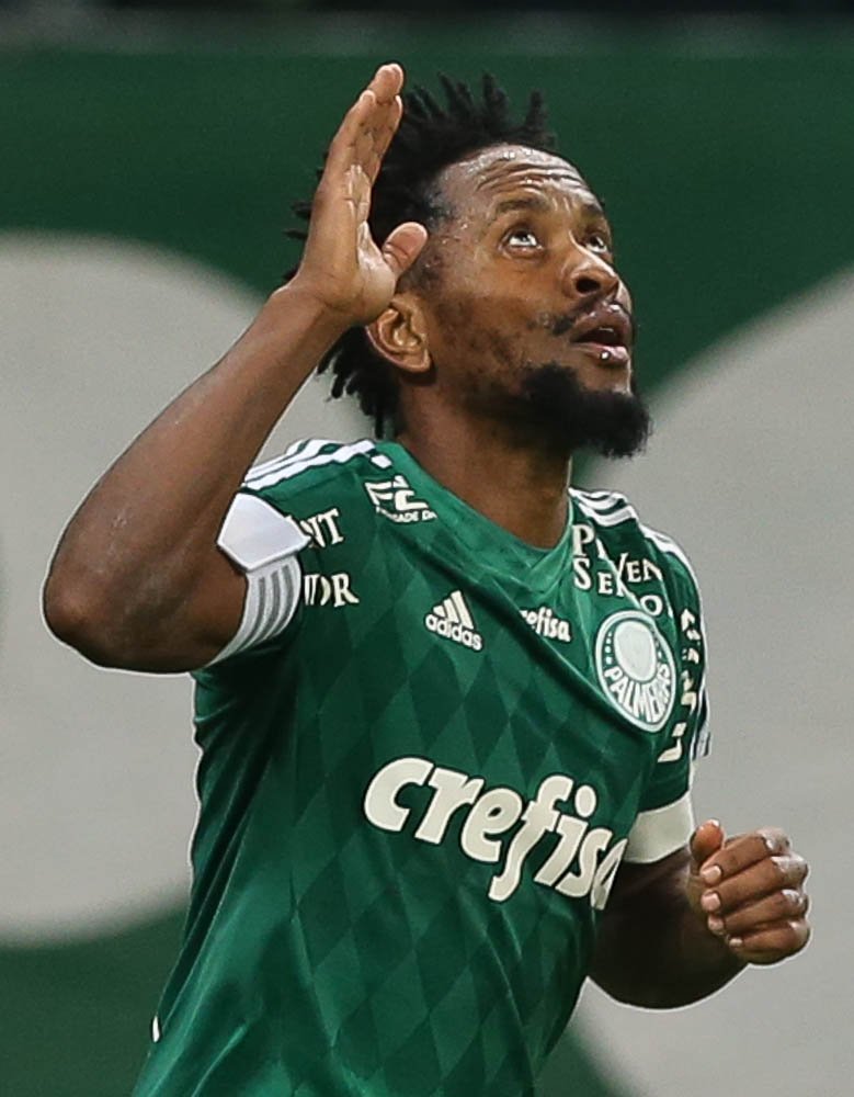 Cesar Greco/Ag. Palmeiras/Divulgação _ Zé Roberto, de pênalti, marcou o segundo gol do Palmeiras