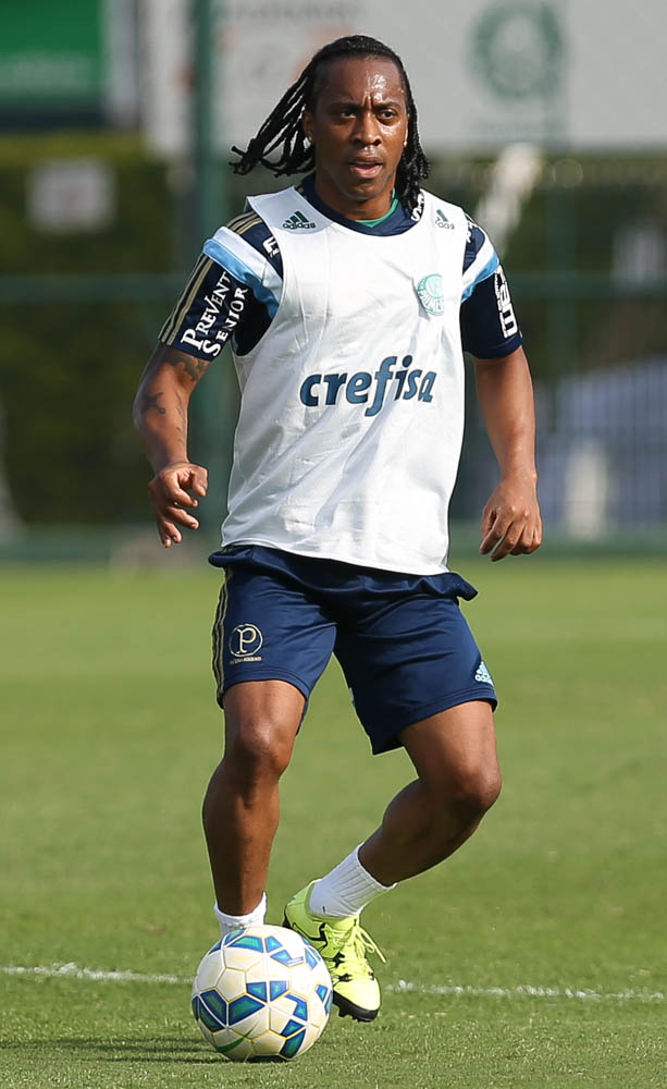 Cesar Greco/Ag.Palmeiras/Divulgação_Arouca deve voltar ao time contra o Fluminense, na quarta (16)