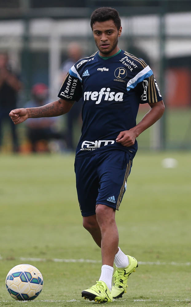 Cesar Greco/Ag.Palmeiras/Divulgação_Xavier treinou com o grupo na tarde desta segunda (26), na Academia