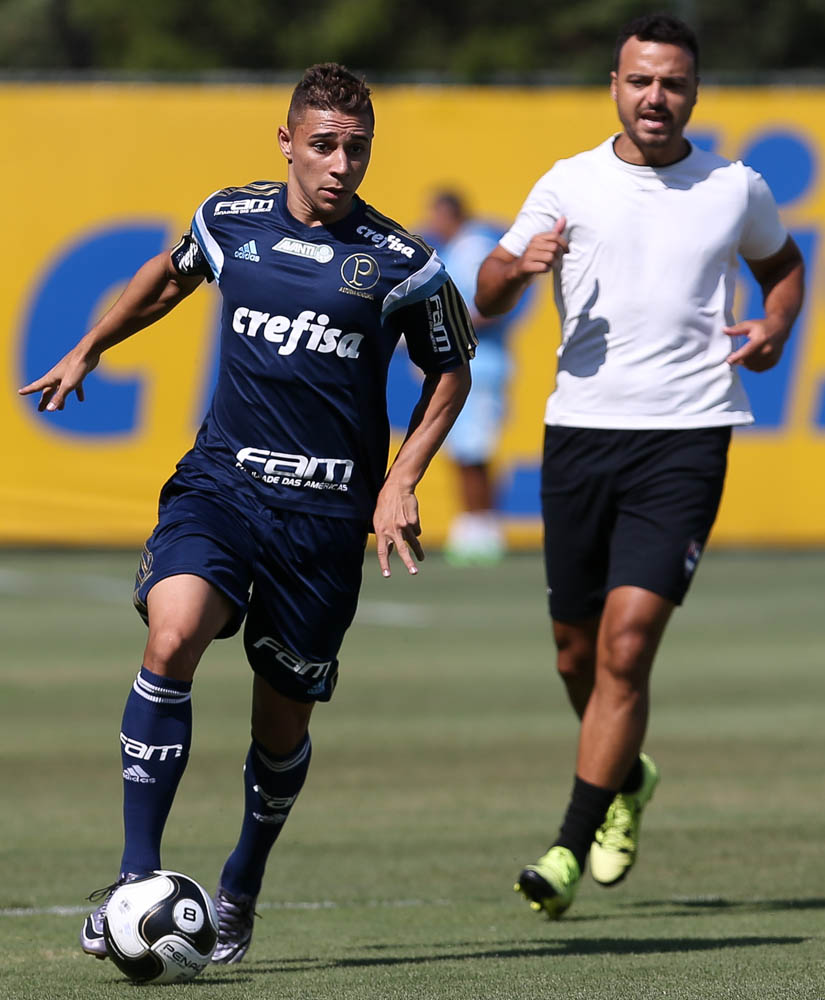 Cesar Greco/Ag.Palmeiras/Divulgação_Lateral-dieito João Pedro anotou um dos gols no jogo-treino desta sexta-feira (25)
