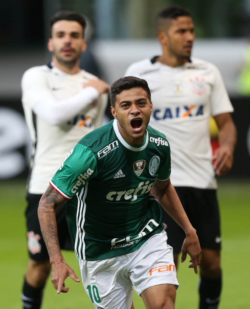 Cesar Greco/Ag.Palmeiras/Divulgação_Cleiton Xavier vibrou muito com gol anotado no início do segundo tempo