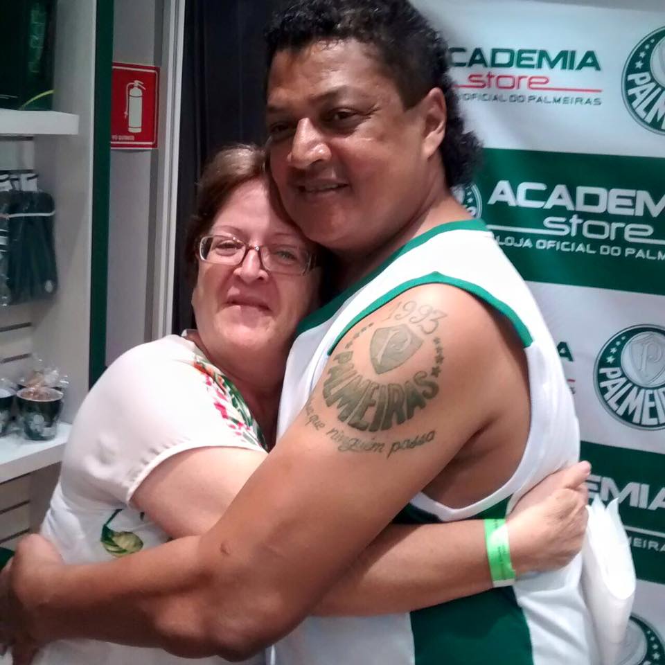 Divulgação_Tonhão encontrou torcedores em evento na loja oficial do Palmeiras