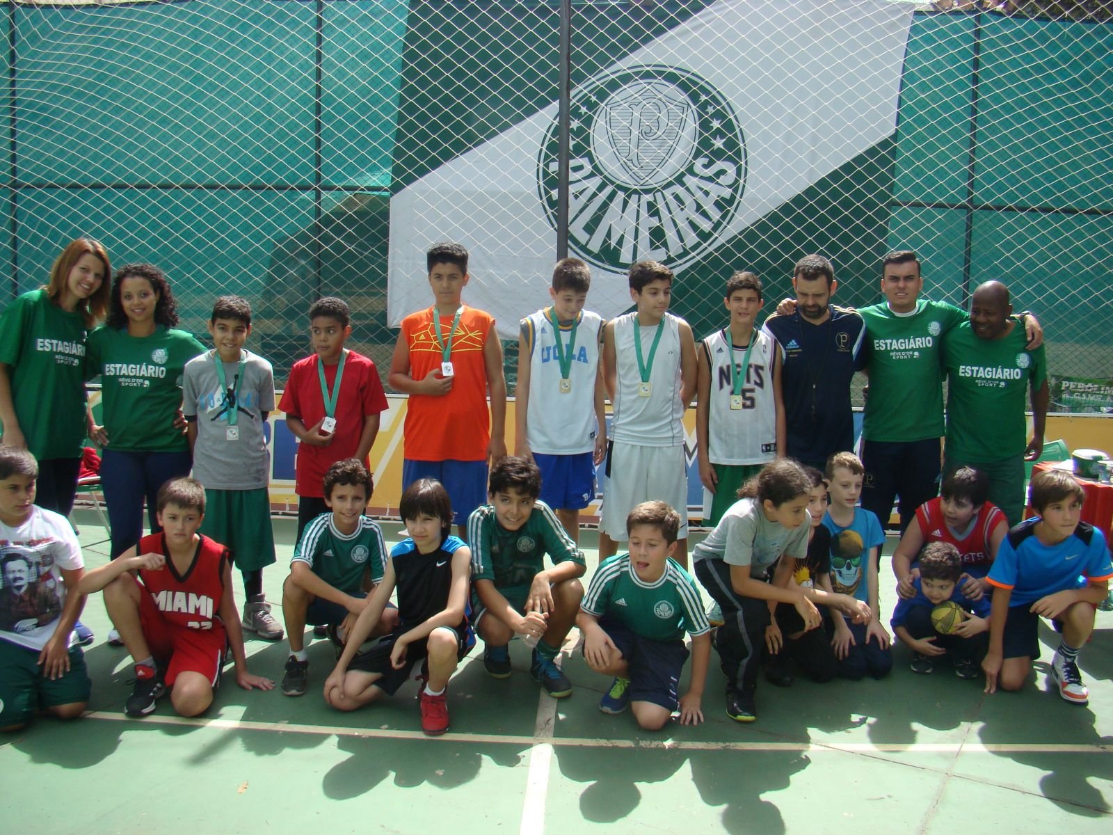 Marcos Terence/Divulgação _ Além das partidas de basquete, foram sorteados aproximadamente 25 brindes, e os primeiros e segundos colocados levaram medalhas de ouro e prata, respectivamente. 