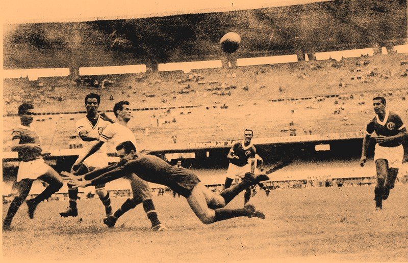 Divulgação _ O primeiro encontro entre as equipes no Maracanã ocorreu em 1952. Na época, empate por 2 a 2