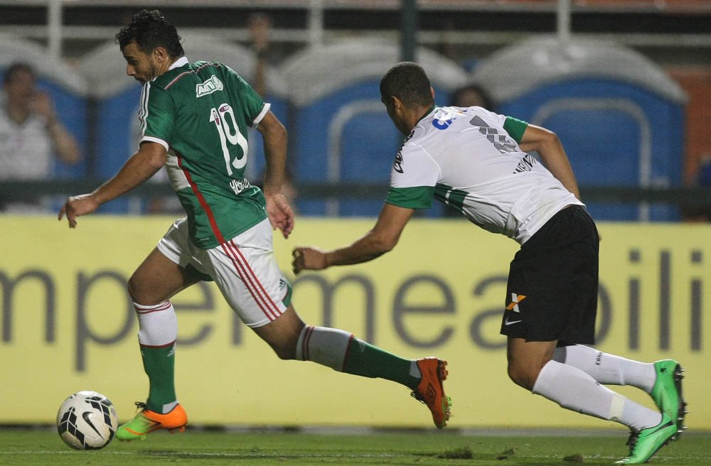 Cesar Greco/Ag. Palmeiras/Divulgação _ Henrique destacou a necessidade de manter o espírito de luta nos próximos confrontos do Verdão