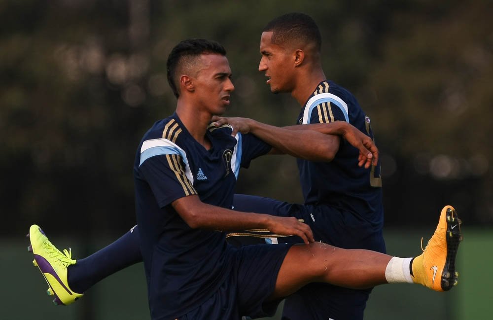 Cesar Greco/Ag. Palmeiras/Divulgação _ Juninho e Renato treinaram normalmente com os demais jogadores do elenco alviverde