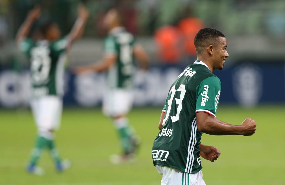 Cesar Greco/Ag Palmeiras/Divulgação _ Gabriel Jesus deu show no segundo tempo da goleada sobre o Atlético-PR