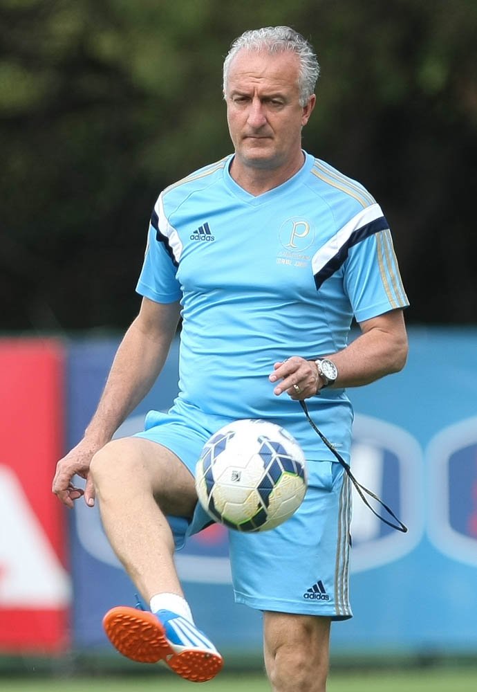 Cesar Greco/Ag. Palmeiras/Divulgação _  O comandante alviverde no treino tático, realizado nesta manhã (04)