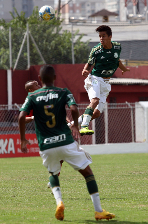 Fabio Menotti/Ag. Palmeiras/Divulgação _ Os garotos do Sub-15 seguem com quatro vitórias em quatro jogos