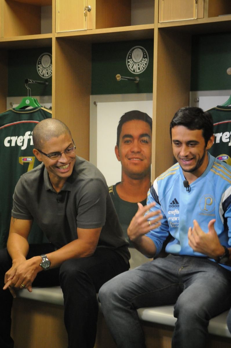 Gabriel Bertolo/Divulgação _ Alex e Robinho elogiaram a visita guiada que apresenta os principais pontos do Allianz Parque