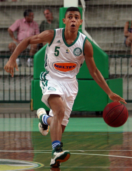 Fábio Menotti/Ag Palmeiras/Divulgação _ Murilo em ação contra o Basquete Cearense, no Palestra Italia