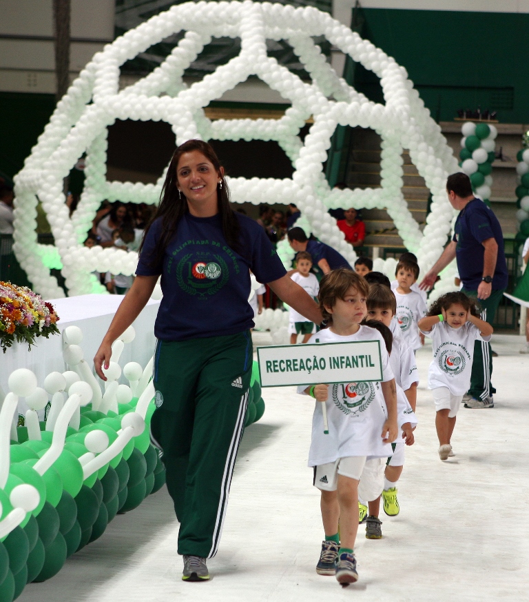 Fabio Menotti/Ag. Palmeiras/Divulgação _ Em 2014, a cerimônia de abertura homenageou o centenário do Palmeiras