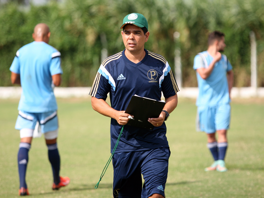 Fabio Menotti/Ag. Palmeiras/Divulgação _ O técnico Marcos Valadares destacou a importância de jogar clássicos na formação dos jogadores