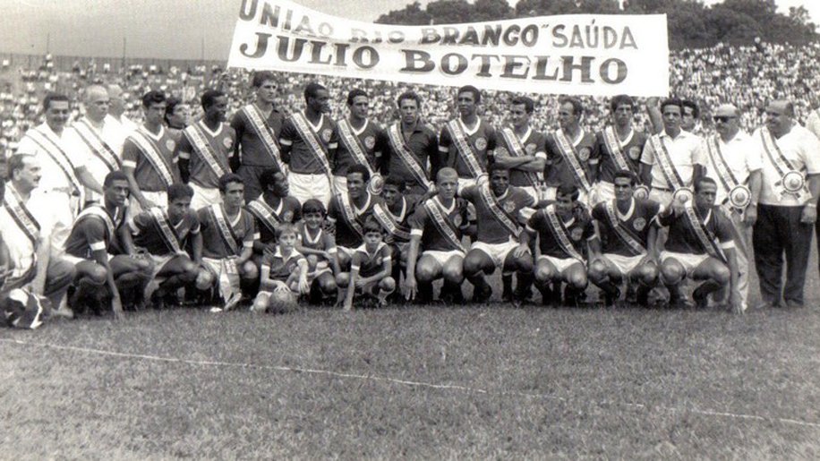 Recuados pés inchados ficam