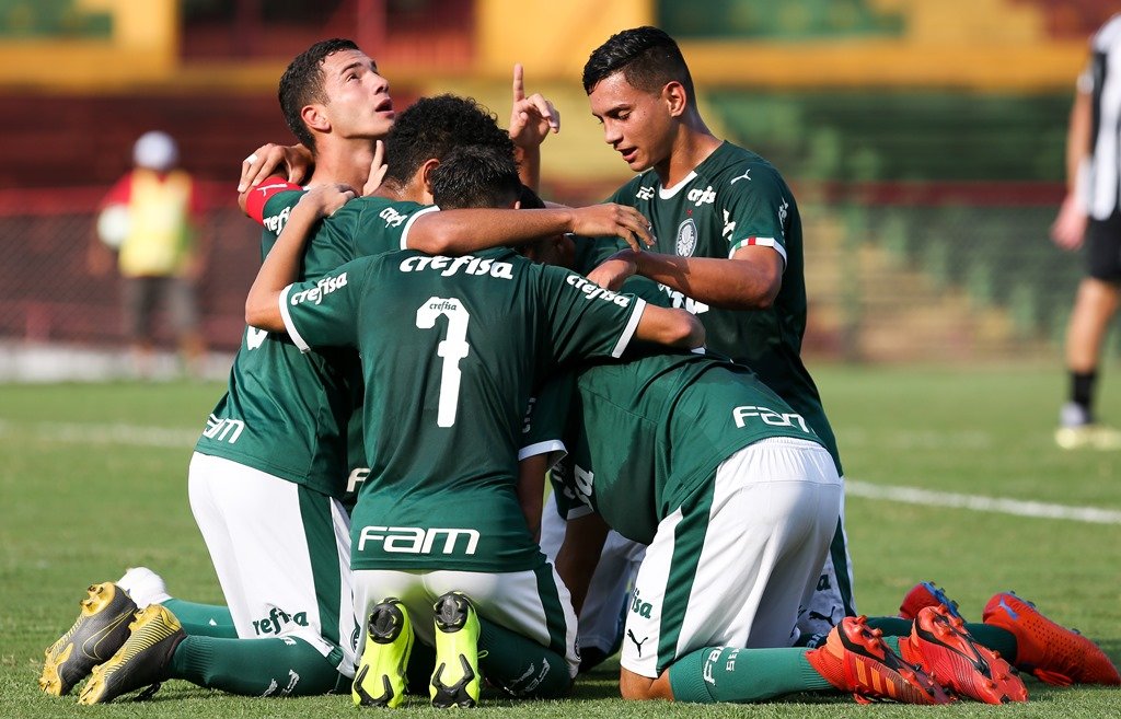 Classificado com antecipação às quartas, Sub-17 enfrenta o Atlético-MG ...
