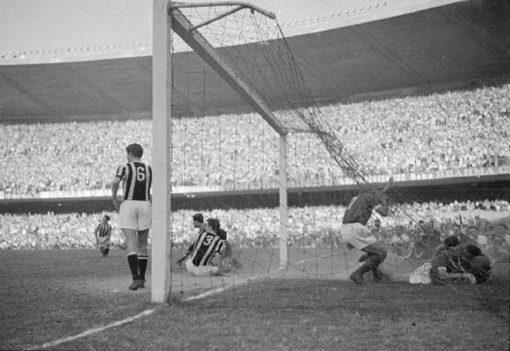 Palmeiras comemora 67 anos do título mundial de 1951; relembre a conquista