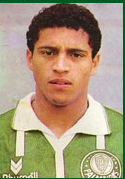 Roberto Carlos – Lateral