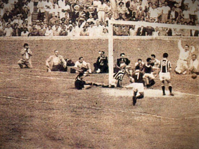 1951-1960: Campeão do mundo e Brasil pintado de verde – Palmeiras